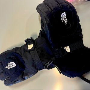 North face winter gloves